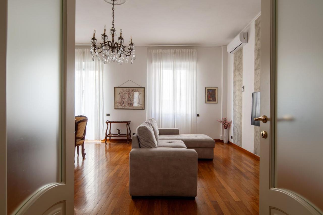 Holidays Apartment La Spezia